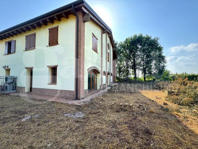 Villa bifamiliare - Malalbergo . Rif.: Cod. rif 3246307VRG