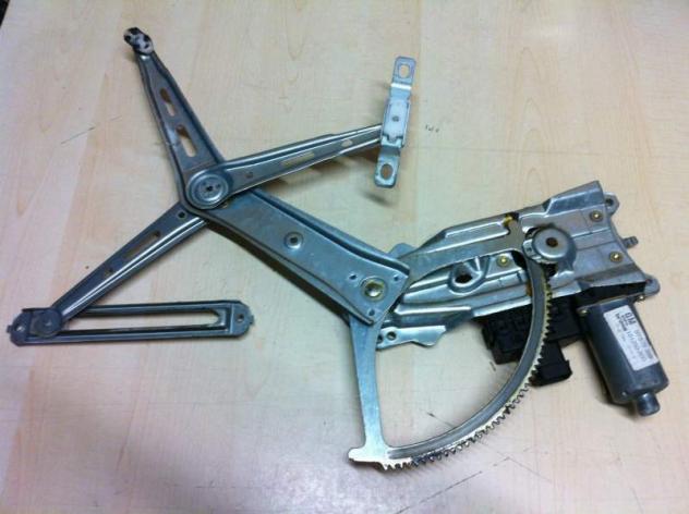 Motorino alzavetro Anteriore DESTRO OPEL ZAFIRA 1 serie 2002 - Foto 3