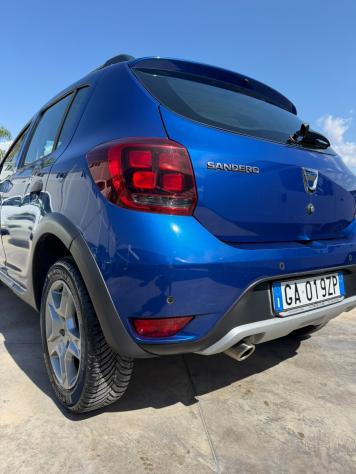 Dacia Sandero Stepway 1.0 TCe 100CV ECO-G 15th Anniversary - Foto 7