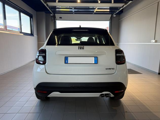FIAT 600 1.2 Hybrid 145cv Icon - Foto 4