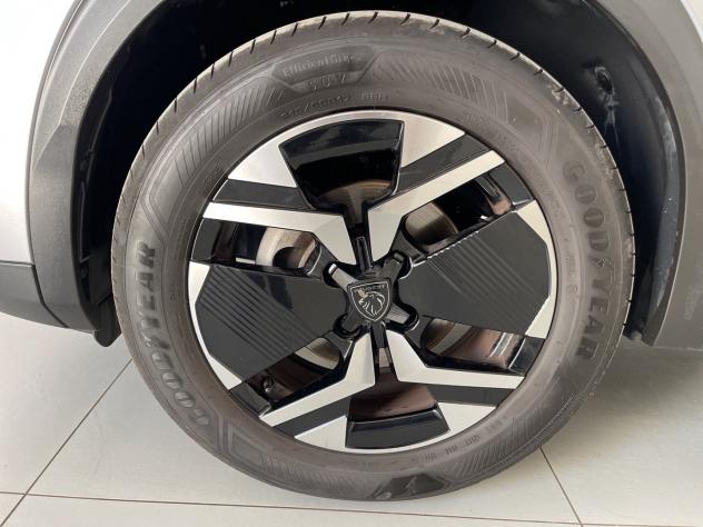 Peugeot 2008 Hybrid 145 e-DCS6 Allure auto - Foto 4