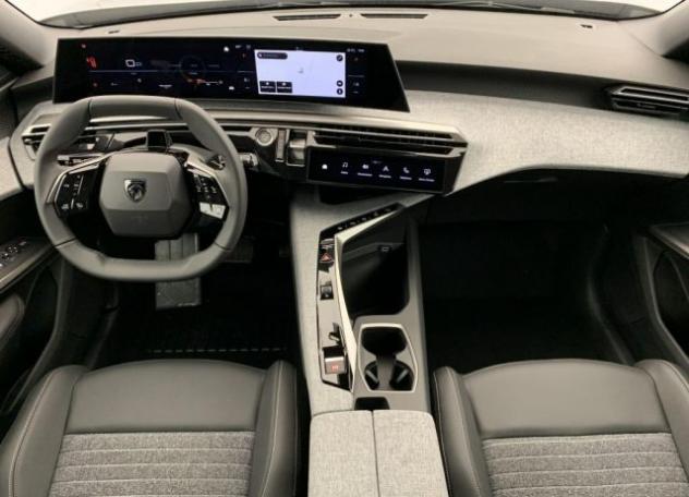 PEUGEOT 5008 Hybrid 145 e-DCS6 Allure + Pack Navi rif. 23349774 - Foto 9