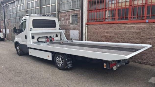 IVECO CARROATTREZZI carroattrezzi rif. 23769478 - Foto 2