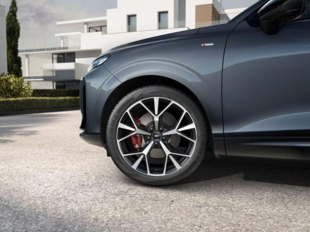 AUDI Q3 SPB TDI 110 kW S tronic S Line edition rif. 23830830 - Foto 2