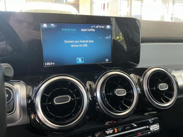 Mercedes-Benz GLB 200 d Premium AMG + LED + TELECAMERA - Foto 9