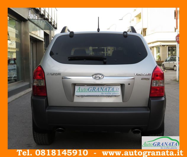 Hyundai Tucson 2.0 CRDI AUTOMATICA 4WD DYNAMIC - Foto 6