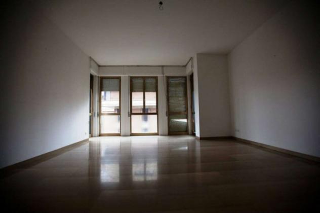 Appartamento di 170 m² con 5 locali e box auto in vendita a Gallarate - Foto 16