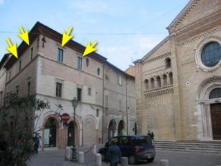APPARTAMENTO PALAZZO ARNOLFI FANO (PU)