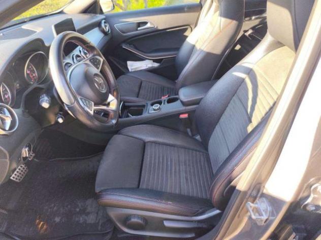 Mercedes-Benz GLA 220 GLA-X156 2017 d Sport auto - Foto 7