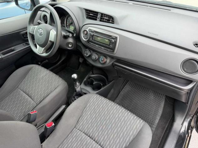 TOYOTA Yaris 1.0 5 porte Lounge rif. 24149929 - Foto 6