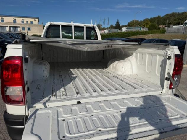TOYOTA Hilux 2.4 D-4D 4WD 2 porte Single Cab Comfort rif. 24205037 - Foto 8