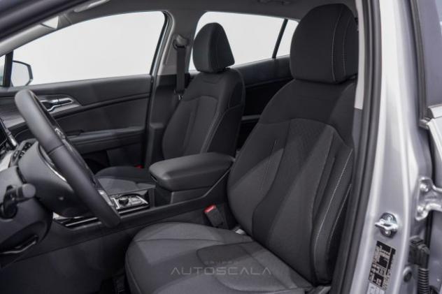 KIA Sportage 1.6 CRDi 136cv MHEV DCT Business rif. 23869440 - Foto 9