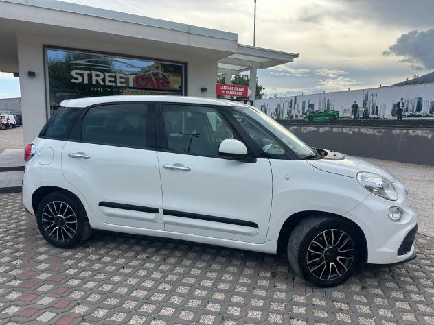 Fiat 500L URBAN PRO 1.3 MJT 95 CV - Foto 2