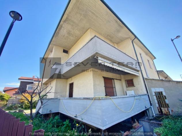 Immobile di 1315 m² con più di 5 locali in vendita a Trezzo sull'Adda - Foto 16