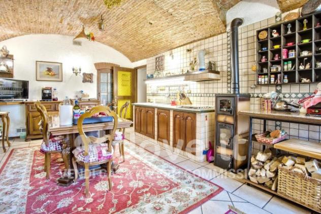 Villa di 400 m² con più di 5 locali e posto auto in vendita a Rancio Valcuvia - Foto 3