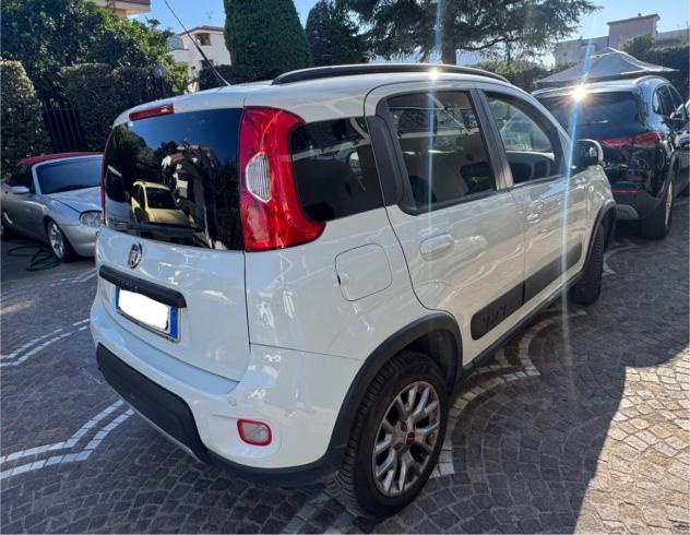 FIAT Panda 0.9 TwinAir Turbo S&S 4x4 - Foto 9