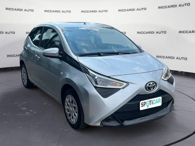 Toyota Aygo 2ª serie 1.0 VVT-i 69 CV 5 porte x-play - Foto 3