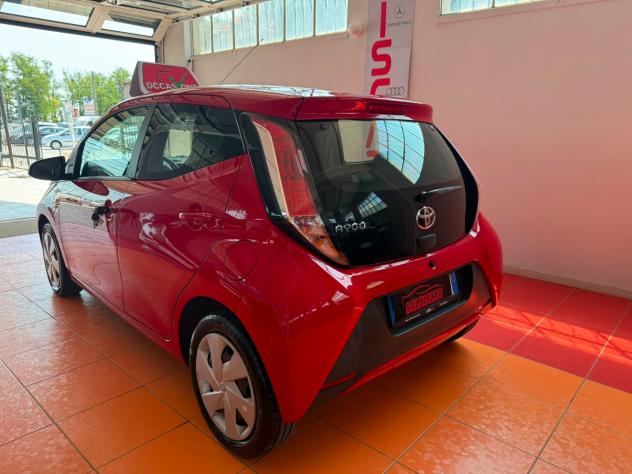 Toyota Aygo 1.0 VVT-i 72 CV 5 porte x-cool - Foto 3