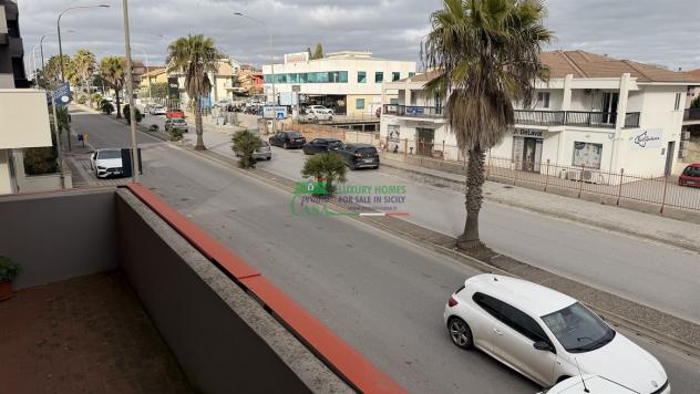 Rif.9794 - Prestigioso Immobile Commerciale in Viale delle Americhe - Foto 19
