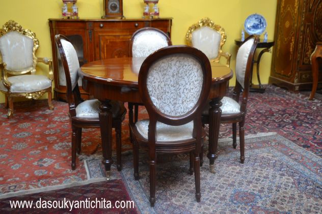 Tavolo da pranzo-riunioni tondo stile inglese allungabile fino a 320 cm. - Foto 7
