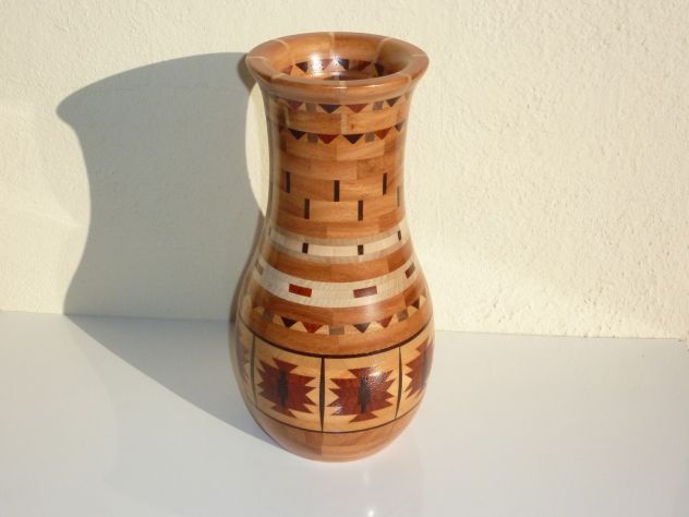 Oggetti d'artigianato in legno esotico. - Foto 3