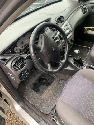FORD Focus 1.6i 16V cat SW Ghia rif. 23335630 - Foto 7