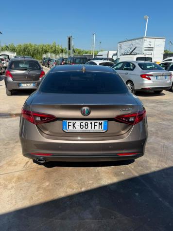 Alfa Romeo Giulia 2.2 Turbodiesel 150 CV Super - Foto 8