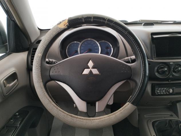 Mitsubishi L200 2.5 136CV Double Cab Invite - Foto 10
