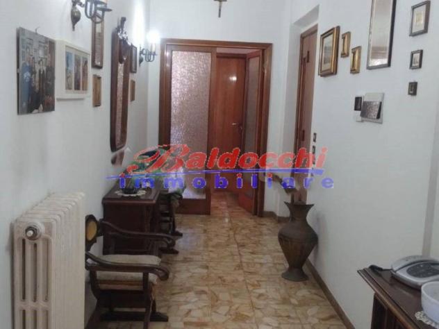 ULTIMO PIANO CENTRO STORICO VISTA MARE - Foto 12