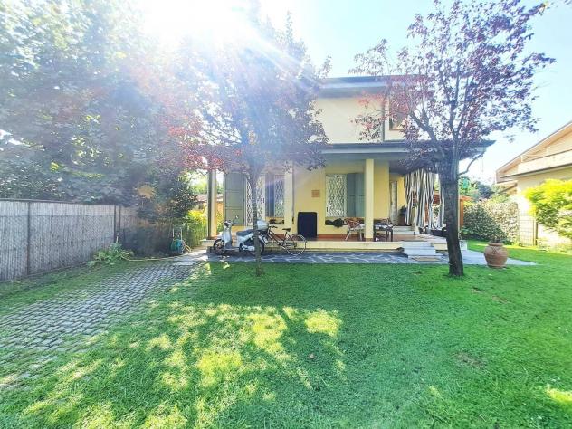 Villa in vendita a Poveromo - Massa 110 mq Rif: 1330311