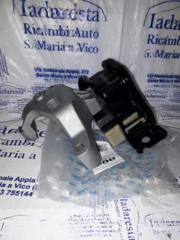 Supporto motore ant dx dacia duster 1.5dci 112103095r