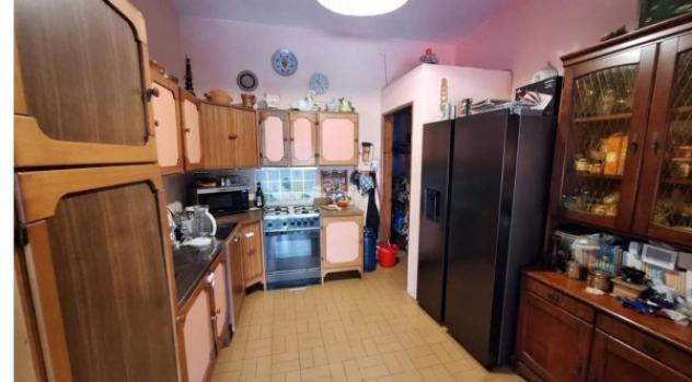 Immobile in asta di 126 m² con più di 5 locali in vendita a Camaiore - Foto 8