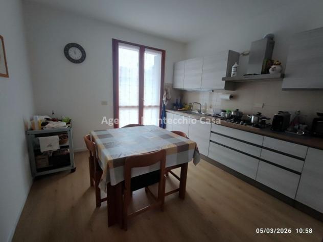 Casa singola con due appartamenti, mansarda taverna garage e giardino. - Foto 7