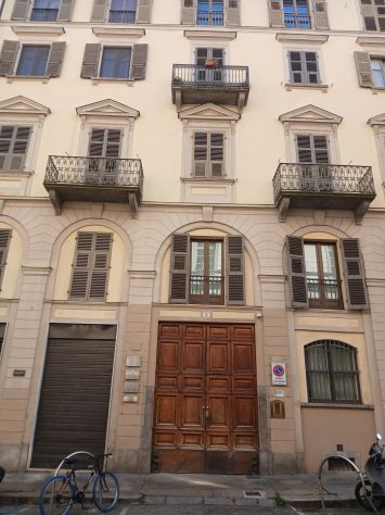affitto tre stanze via gaudenzio a due passi da palazzo nuovo