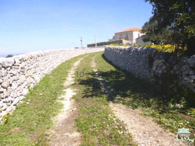 Casale con Corte e Terreno - Foto 19