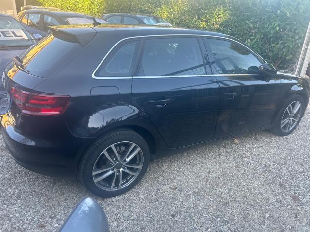 Audi A3 1.6 TDI S tronic Business - Foto 4