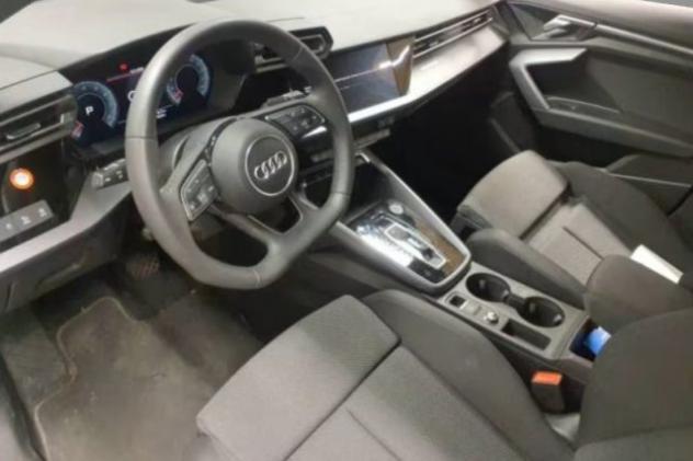 AUDI A3 Sedan TFSI 110 kW S tronic S line edition rif. 24049993 - Foto 3