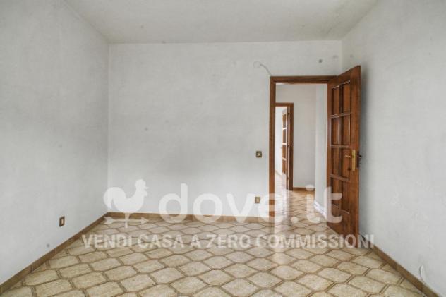 Appartamento di 110 m² con 5 locali e posto auto in vendita a Taranto - Foto 8