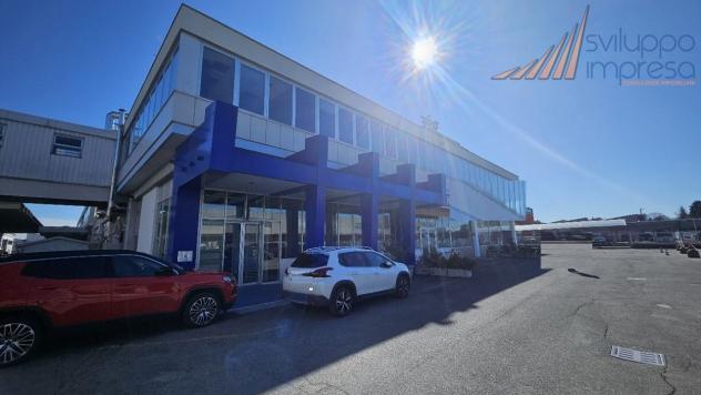 UFFICI IN AFFITTO FRONTE STRADA PADANA SUPERIORE A CERNUSCO SUL NAVIGLIO