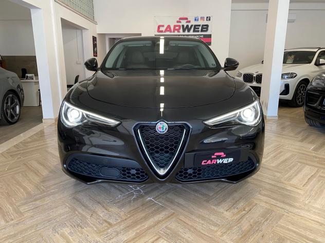 ALFA ROMEO STELVIO 210CV Q4 2019 - Foto 2