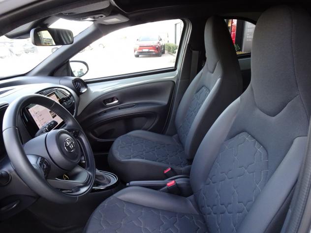 Toyota Aygo X 1.0 VVT-i 72 CV 5 porte Trend Air S-CVT - Foto 8