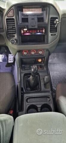 Mitsubishi Pajero 3.2 160 CV ANNO 2004 - Foto 4