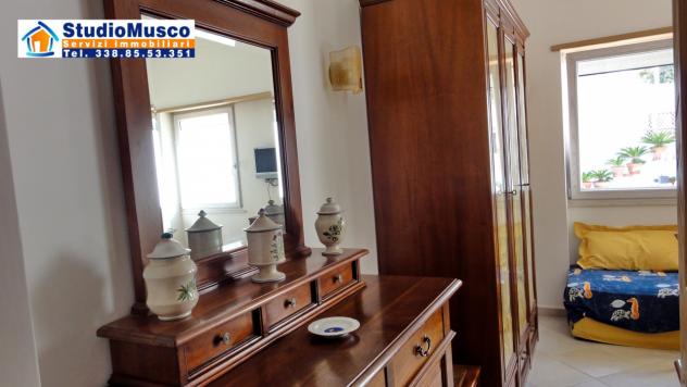 APPARTAMENTO di 5 vani e di 110 mq (CAPRI) rif. CVDBM - Foto 5