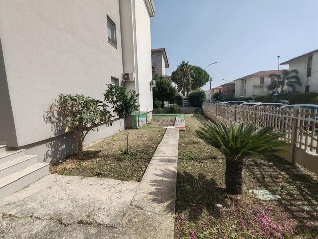 APPARTAMENTO CON GIARDINO - Foto 3