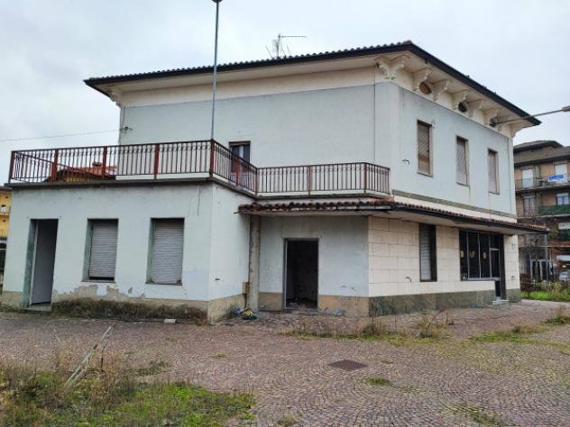 Immobile di 1000 m² con più di 5 locali in vendita a Grumello del Monte - Foto 11