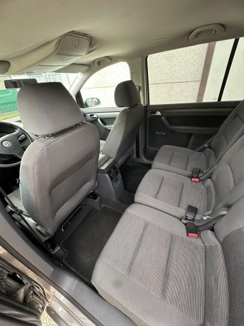 Volkswagen Touran 2.0 Trendline Ecofuel - Foto 9