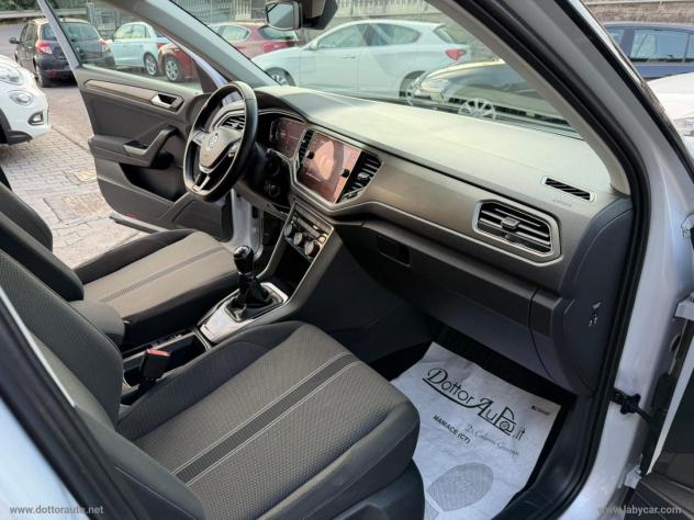VOLKSWAGEN T-Roc 1.6 TDI SCR Advanced BlueMot.Tech. - Foto 9