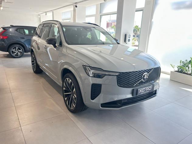 Volvo XC 90 T8 AWD automatico 7 posti PLUS DARK - Foto 4