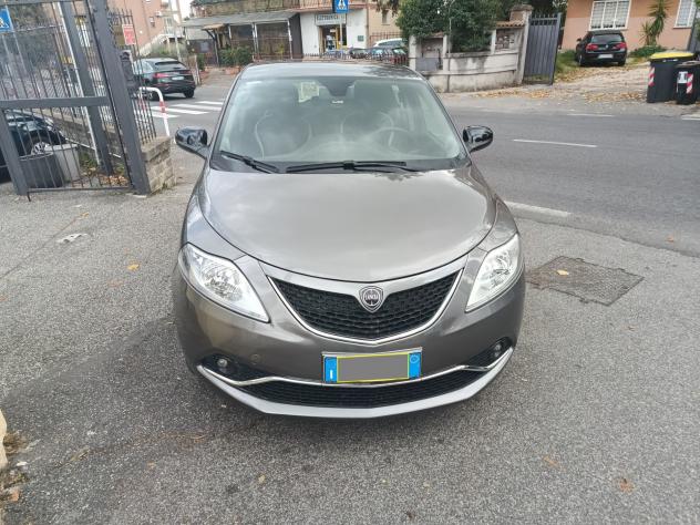 Lancia Ypsilon 1.2 69 CV 5 porte GPL Ecochic Gold - Foto 5