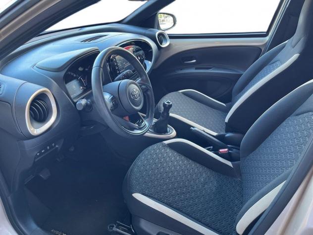 Toyota Aygo X 1.0B (72 CV) Trend - Foto 6